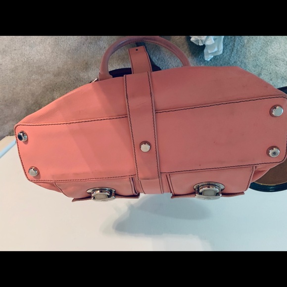 Vintage Marc Jacobs Venetia bag in Petunia - Picture 5 of 13